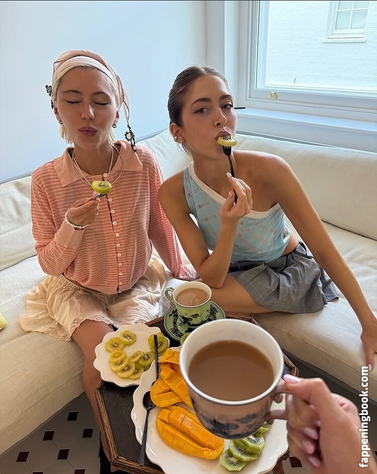 Iris Law Onlyfans Nude Leaked Photos photo leak 49 of 49