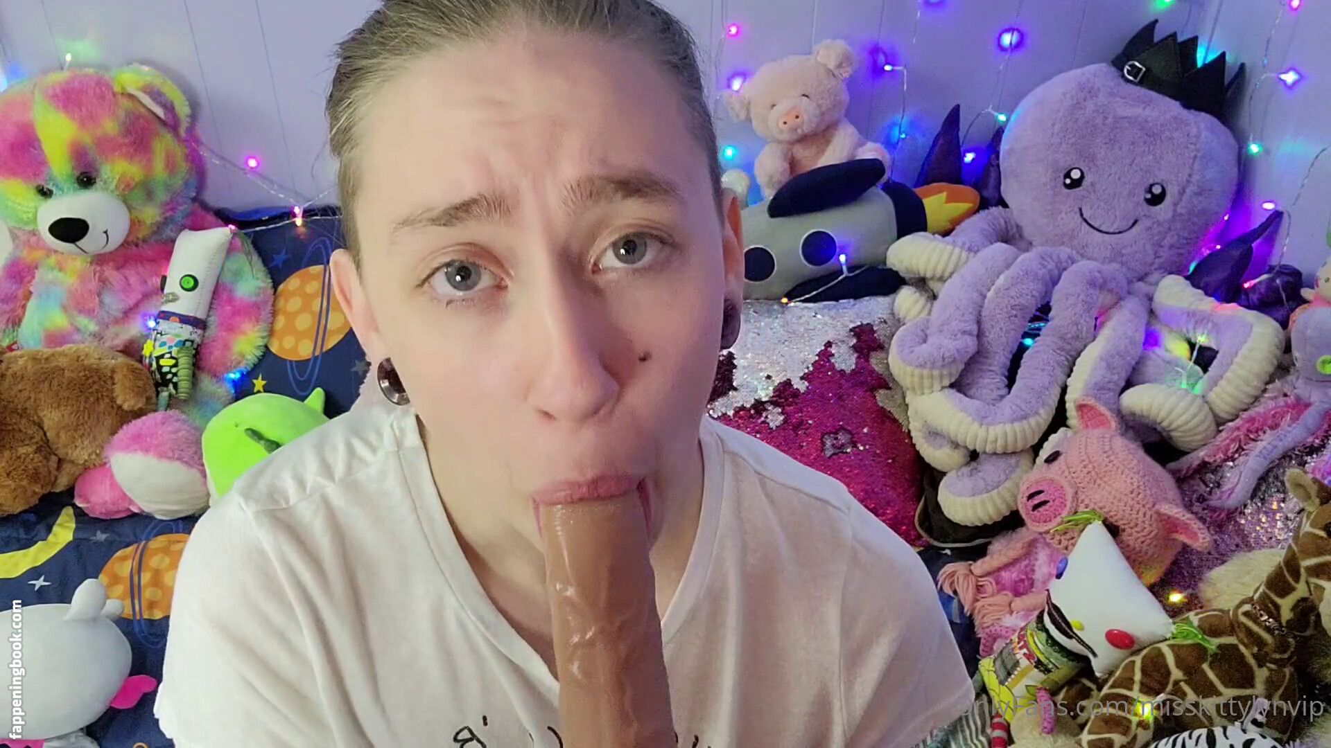 Misskittylyn Onlyfans Nude Leaked Photos photo leak 1 of 22 Misskittylyn Onlyfans Nude Leaked Photos photo leak 1 of 22