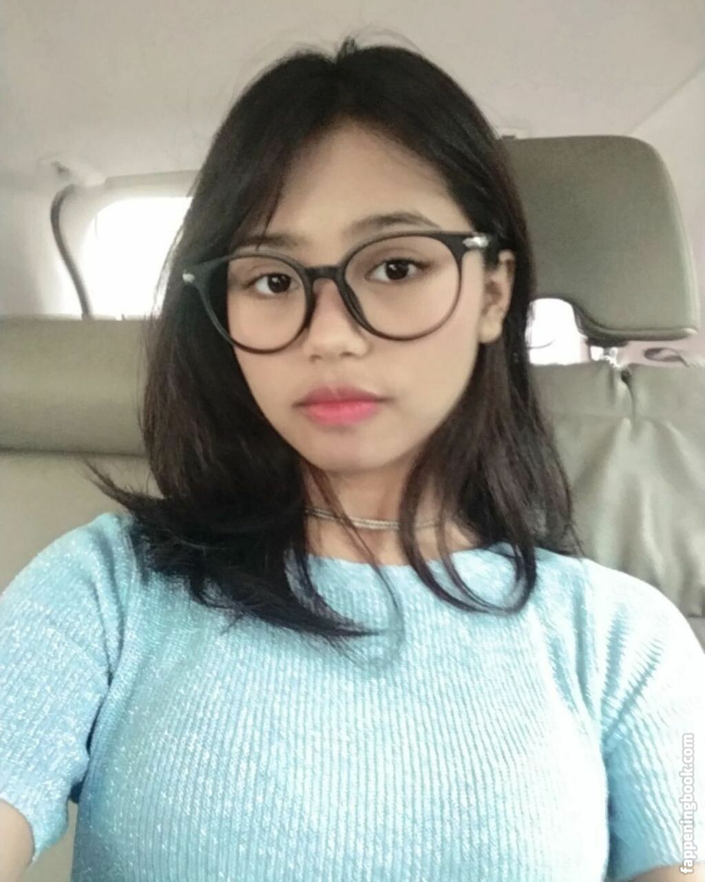 Riska Saputri Onlyfans Nude Leaked Photos photo leak 23 of 32