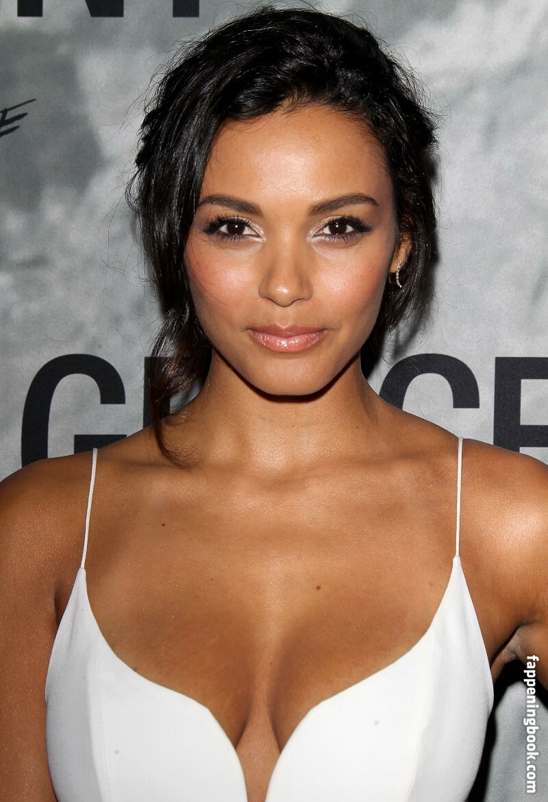 Jessica Lucas Onlyfans Nude Leaked Photos photo leak 12 of 50