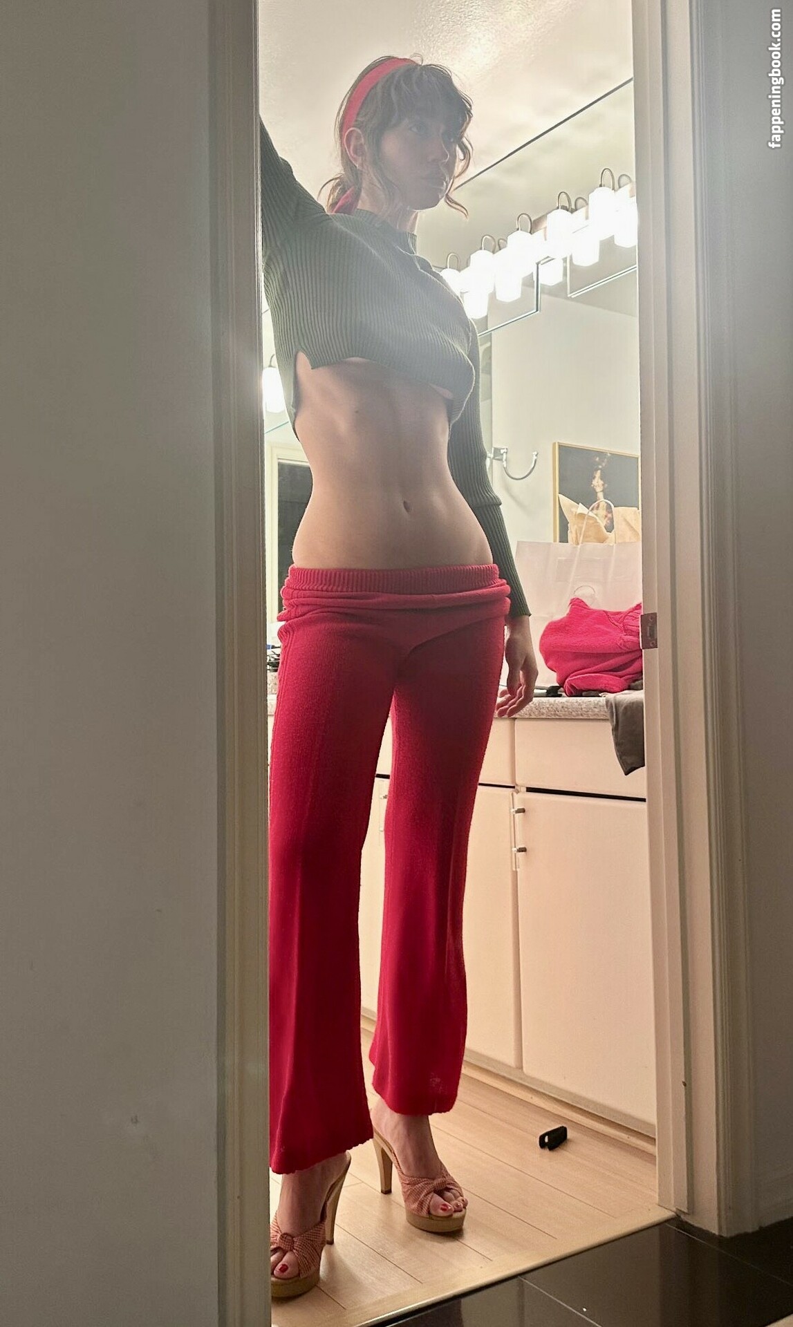caterpillareyebrow Onlyfans Nude Leaked Photos photo leak 23 of 49