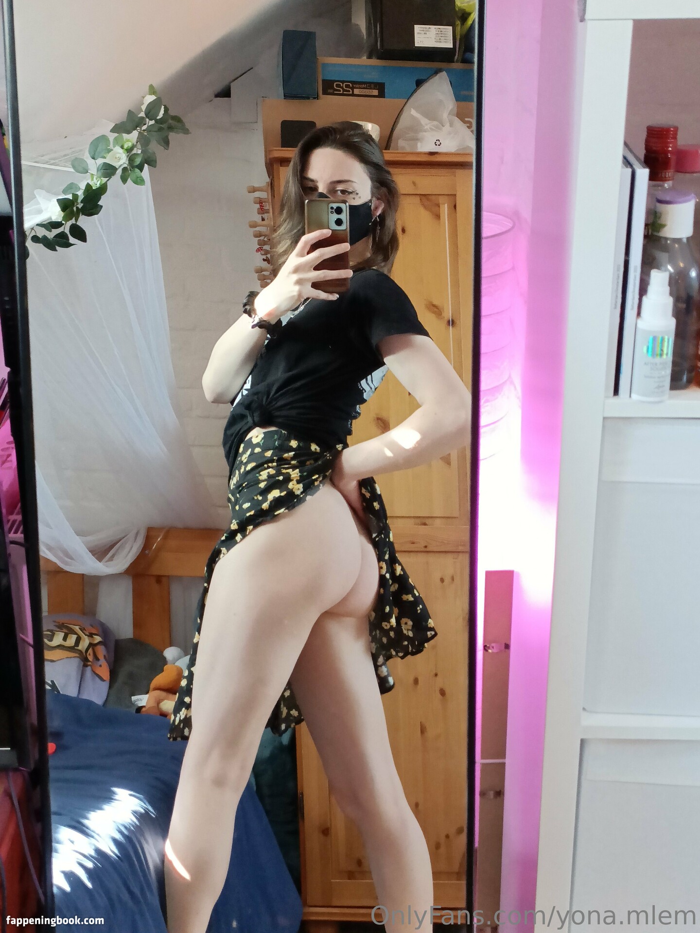 yona.mlem Onlyfans Nude Leaked Photos photo leak 13 of 47