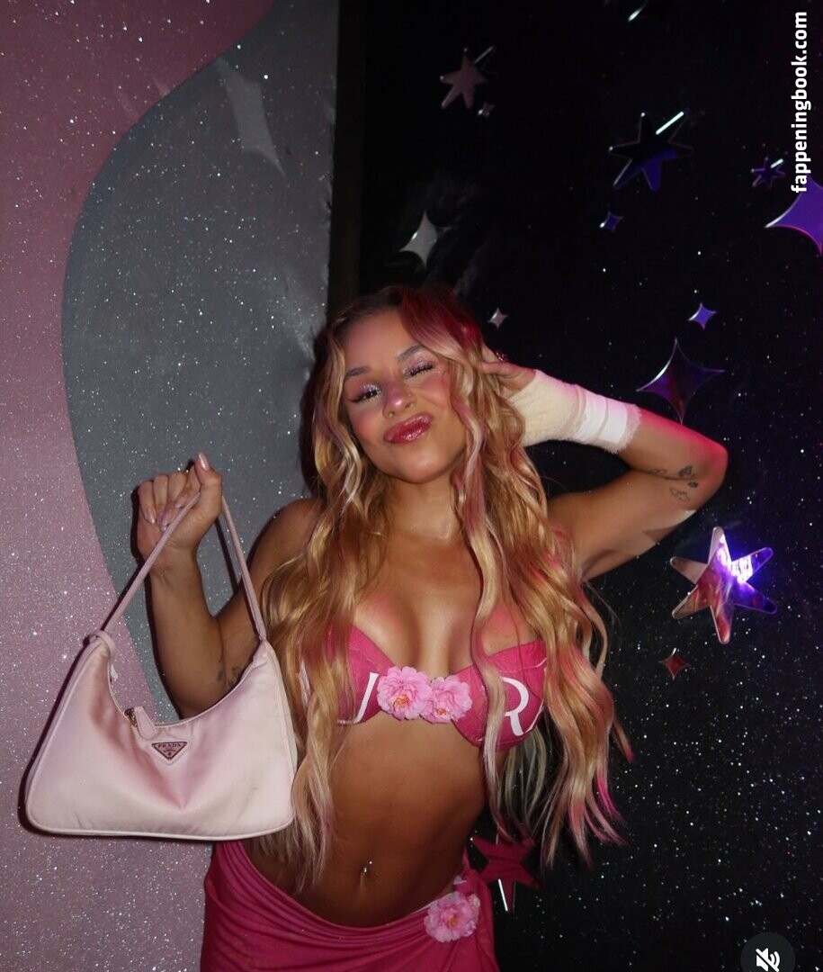 Flávia Saraiva Onlyfans Nude Leaked Photos photo leak 27 of 47