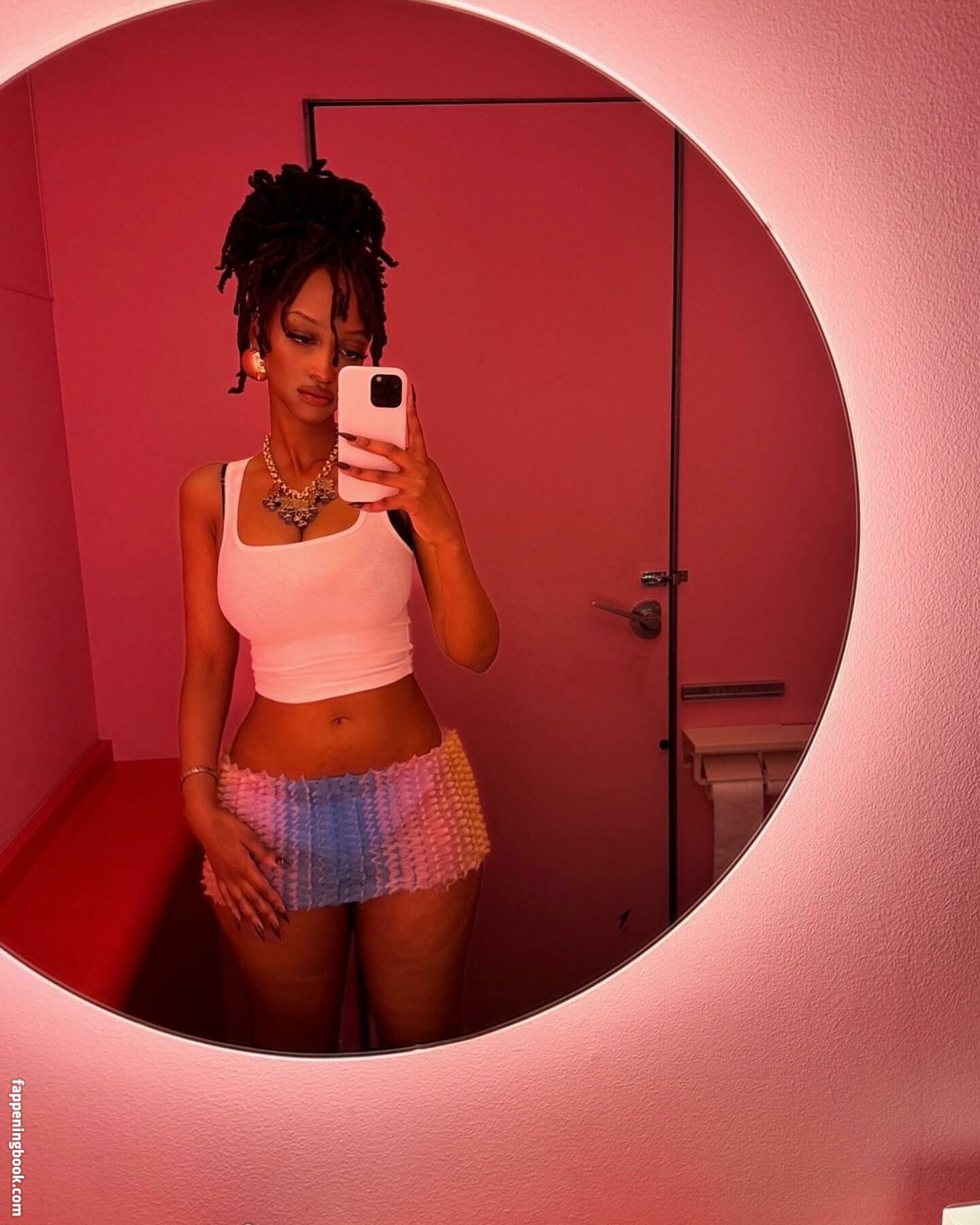 Solaya Ismail Onlyfans Nude Leaked Photos photo leak 7 of 32