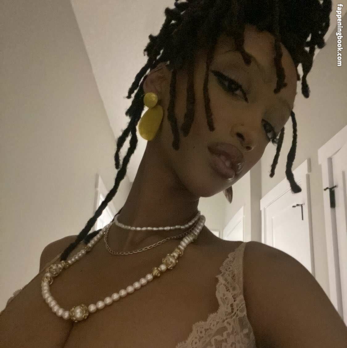 Solaya Ismail Onlyfans Nude Leaked Photos photo leak 22 of 32