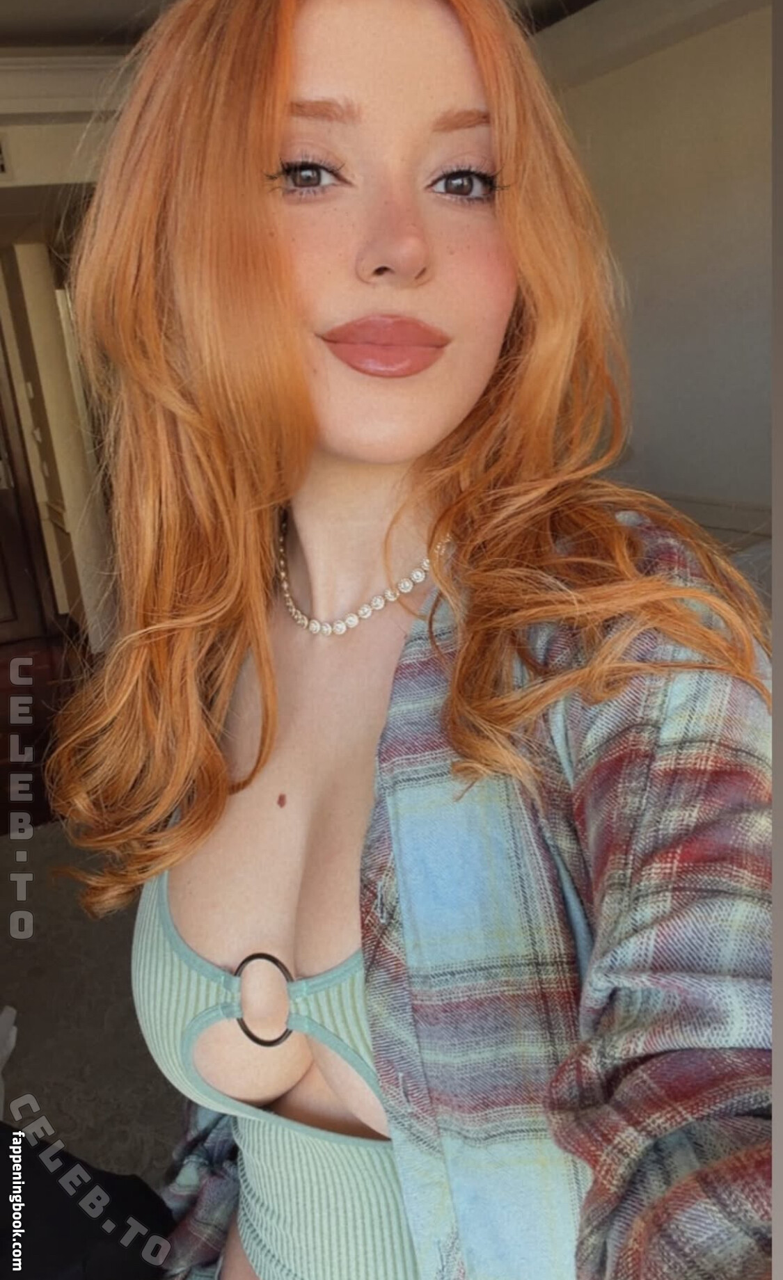 AnniTheDuck Onlyfans Nude Leaked Photos photo leak 24 of 48