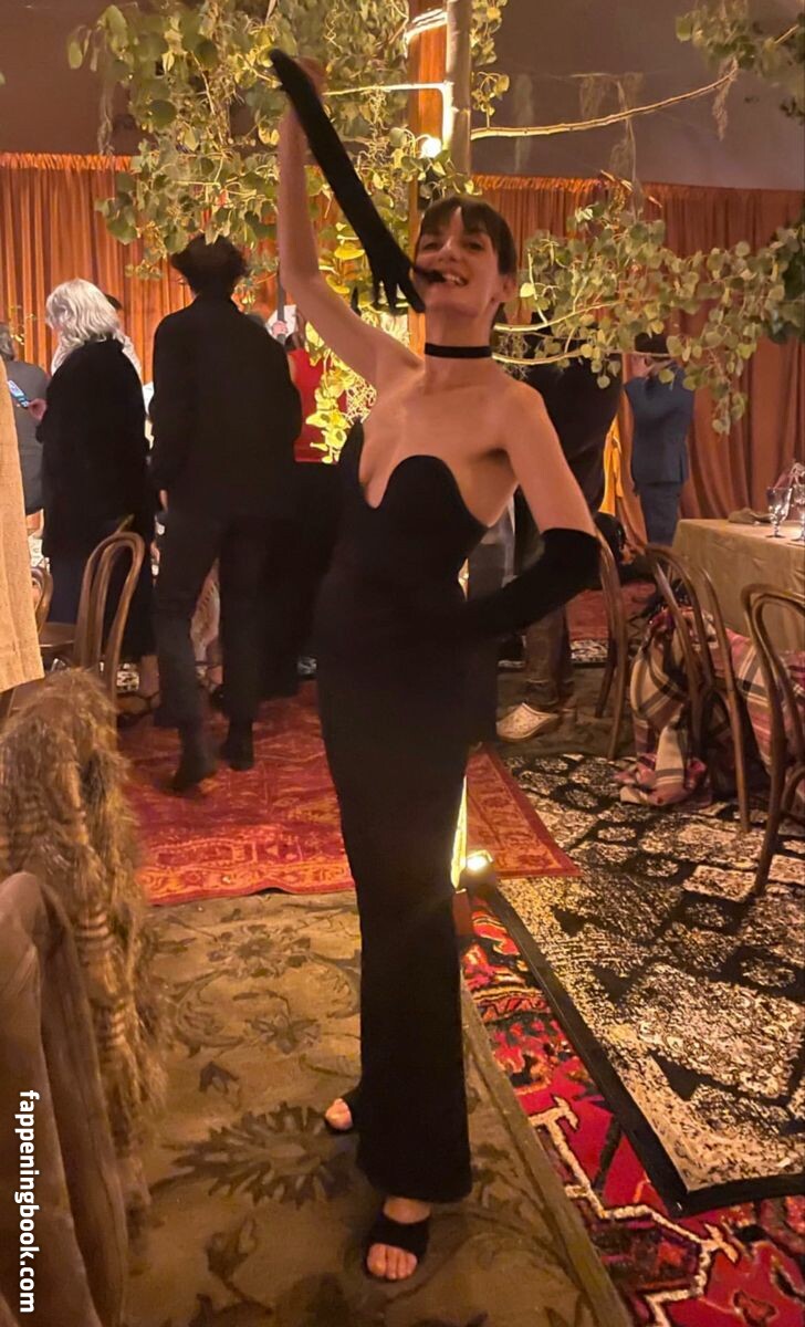 Anna Khachiyan Onlyfans Nude Leaked Photos photo leak 13 of 33