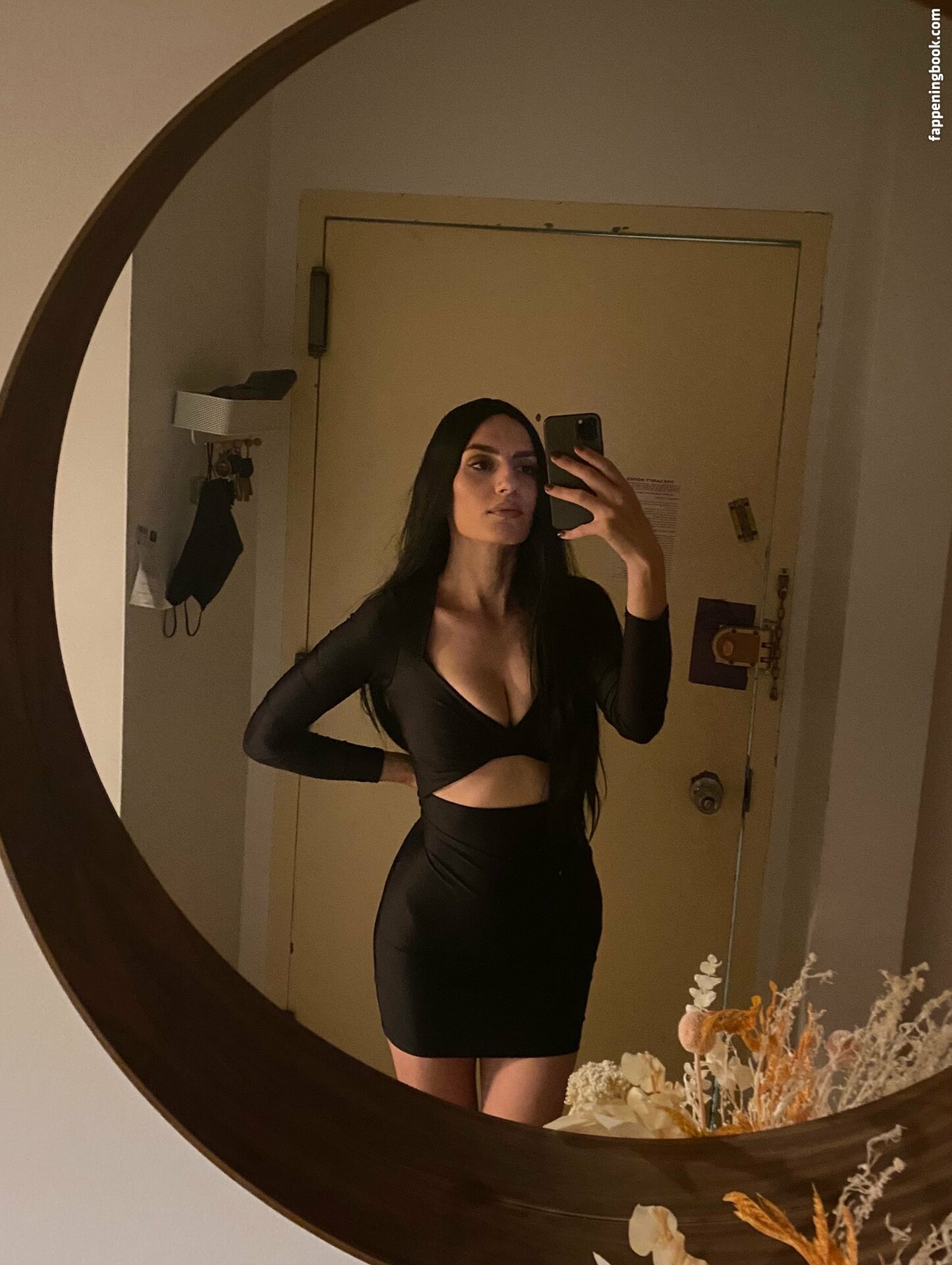 Anna Khachiyan Onlyfans Nude Leaked Photos photo leak 31 of 33