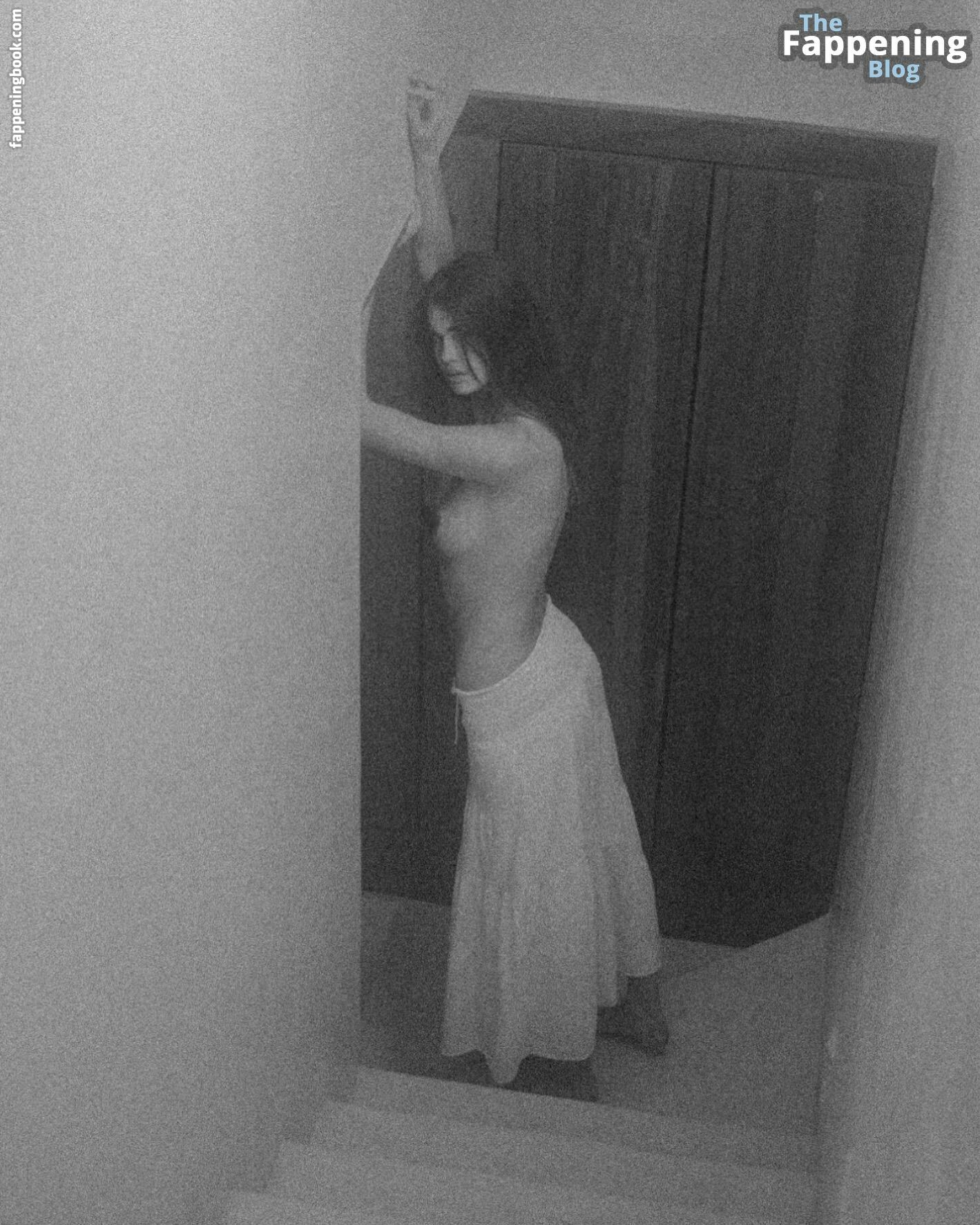Zoi Mantzakanis Onlyfans Nude Leaked Photos photo leak 7 of 8 Zoi Mantzakanis Onlyfans Nude Leaked Photos photo leak 7 of 8