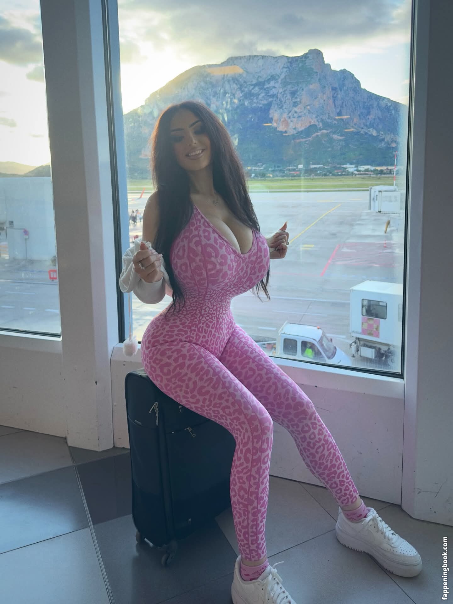 Chiaramazzola90 Onlyfans Nude Leaked Photos photo leak 1 of 12 Chiaramazzola90 Onlyfans Nude Leaked Photos photo leak 1 of 12