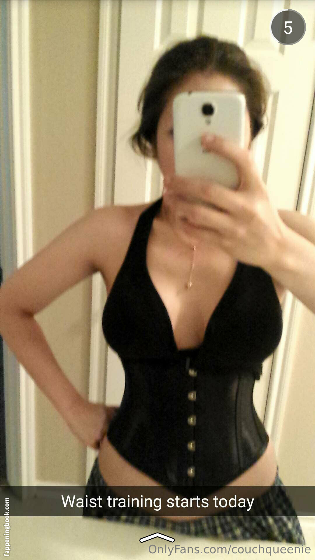 couchqueenie Onlyfans Nude Leaked Photos photo leak 11 of 49