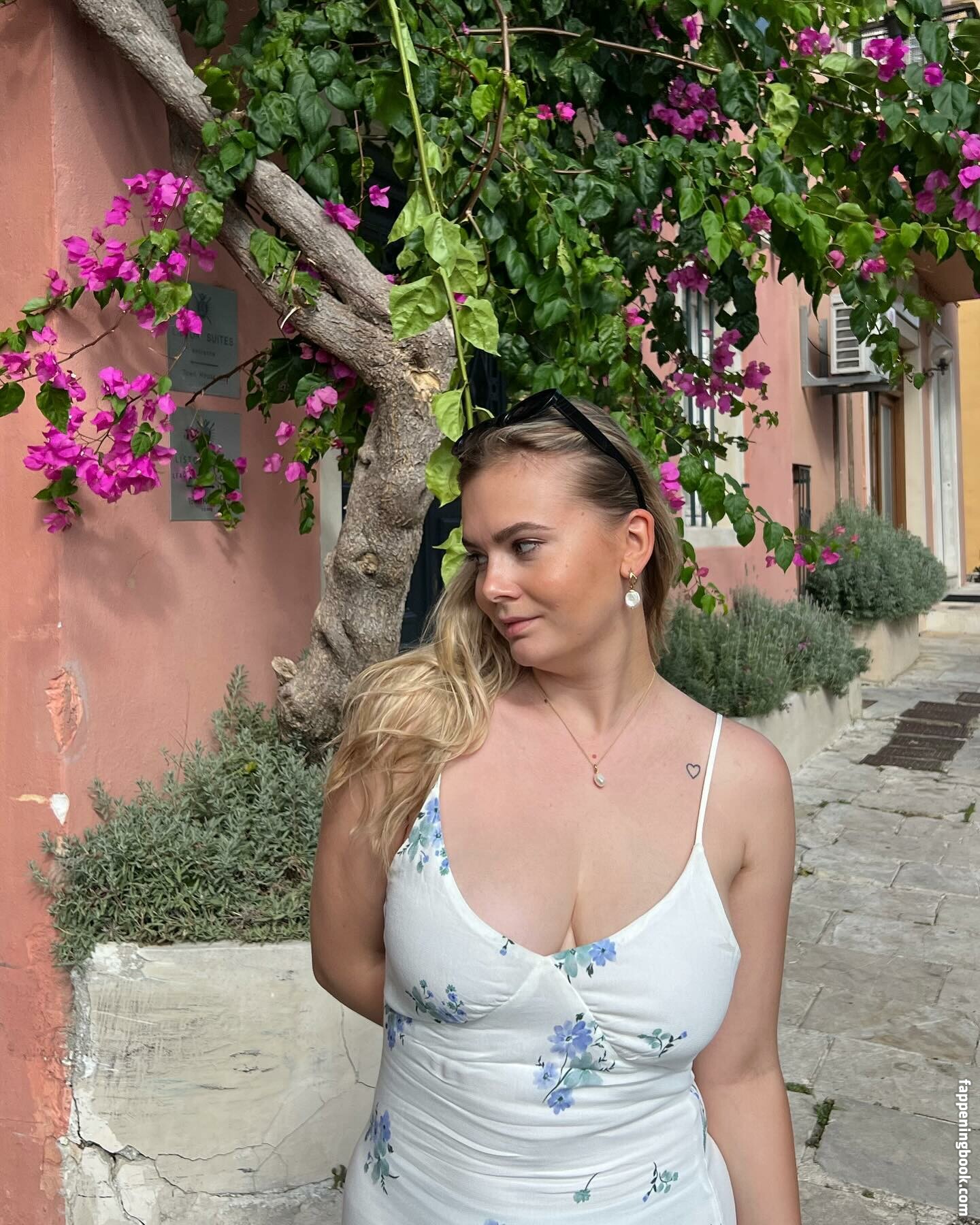 AlisonAnn Onlyfans Nude Leaked Photos photo leak 3 of 9 AlisonAnn Onlyfans Nude Leaked Photos photo leak 3 of 9