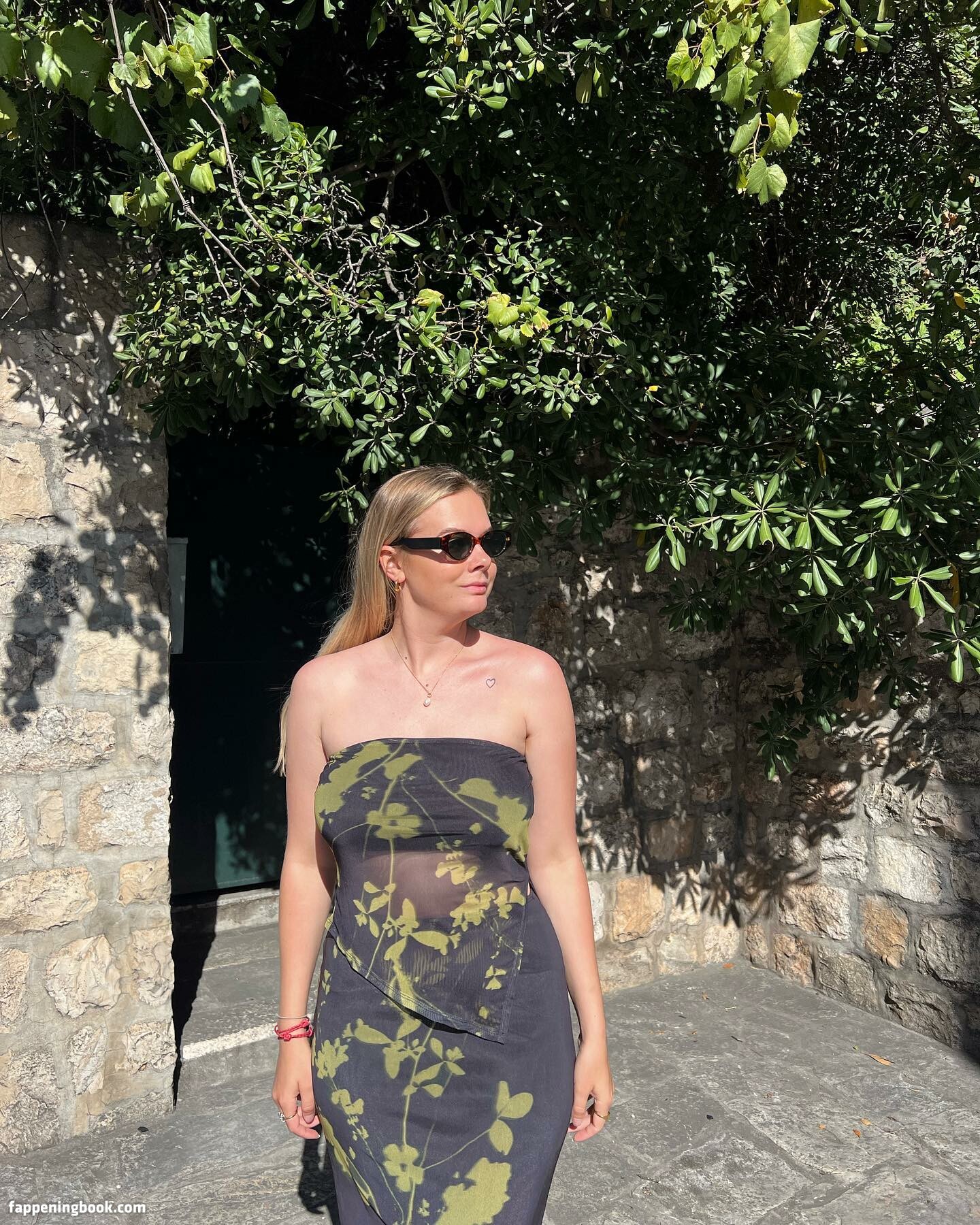 AlisonAnn Onlyfans Nude Leaked Photos photo leak 6 of 9 AlisonAnn Onlyfans Nude Leaked Photos photo leak 6 of 9