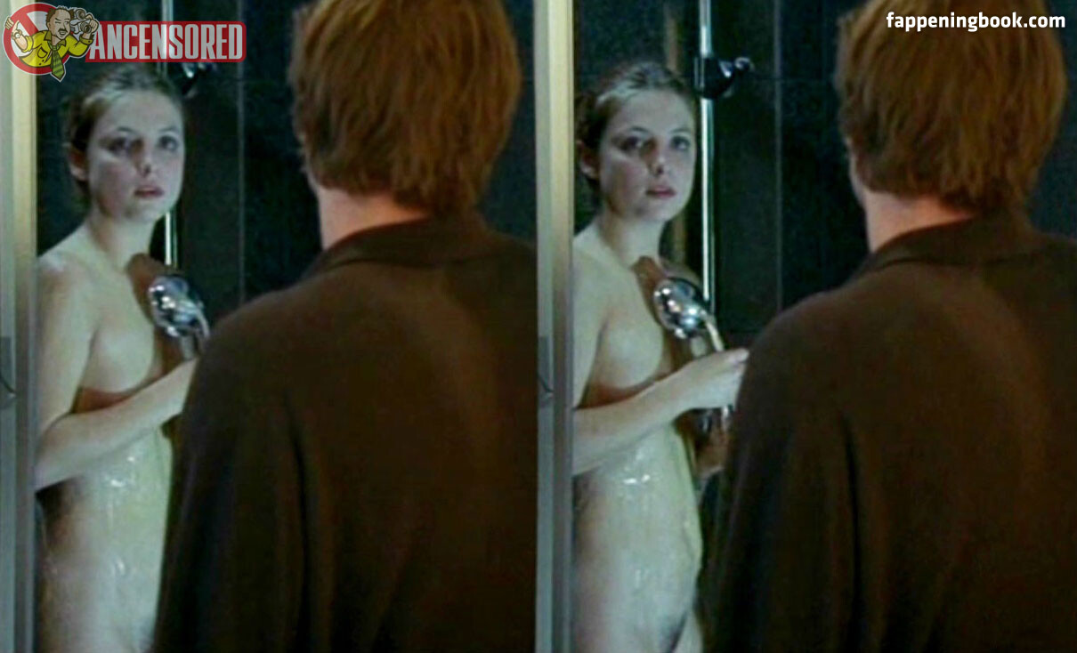Julia Brendler Onlyfans Nude Leaked Photos photo leak 4 of 48