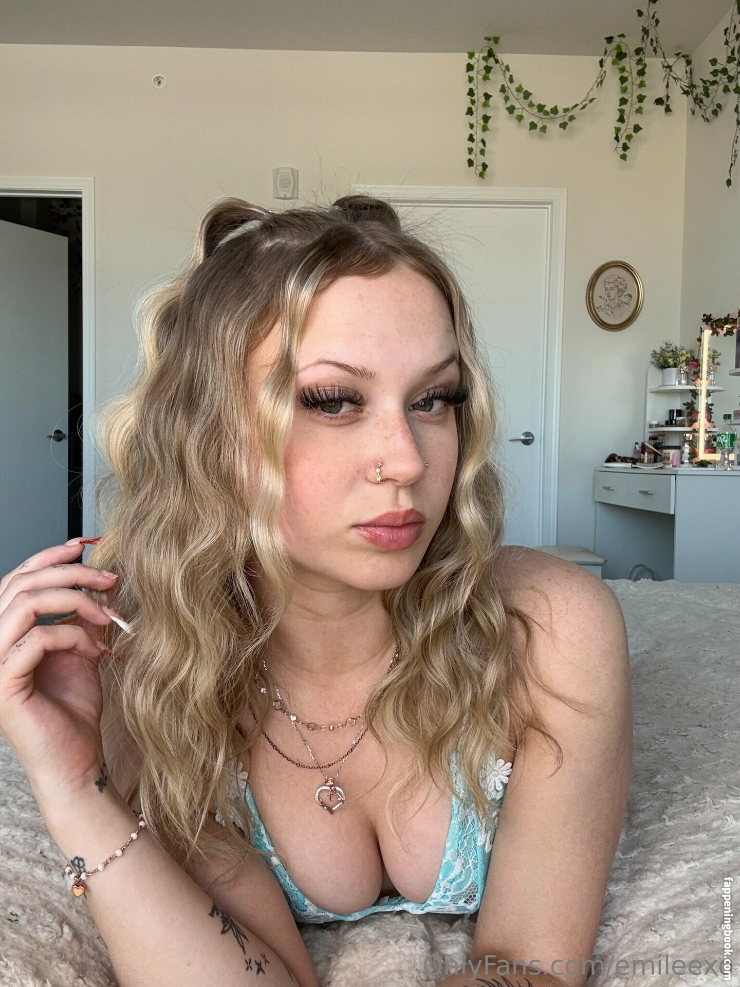 emileexo Onlyfans Nude Leaked Photos photo leak 30 of 48