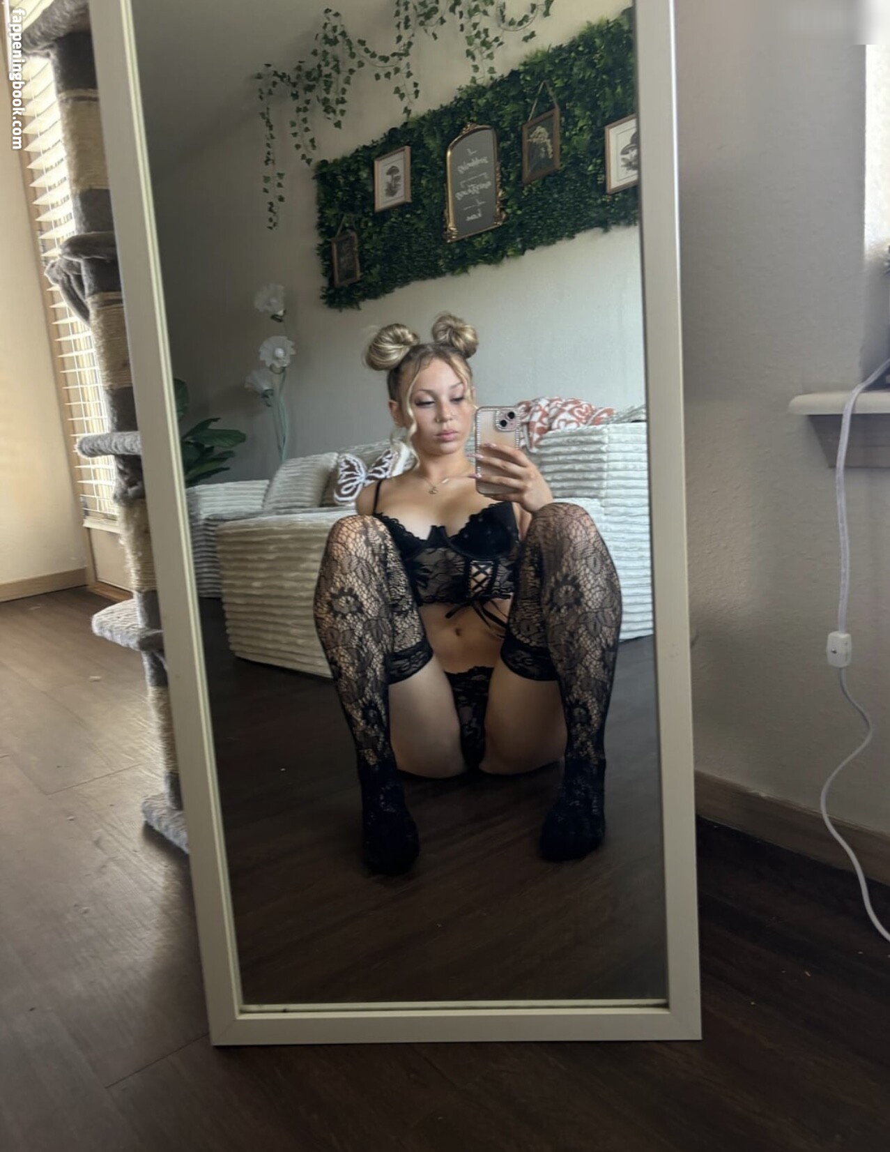 emileexo Onlyfans Nude Leaked Photos photo leak 48 of 48