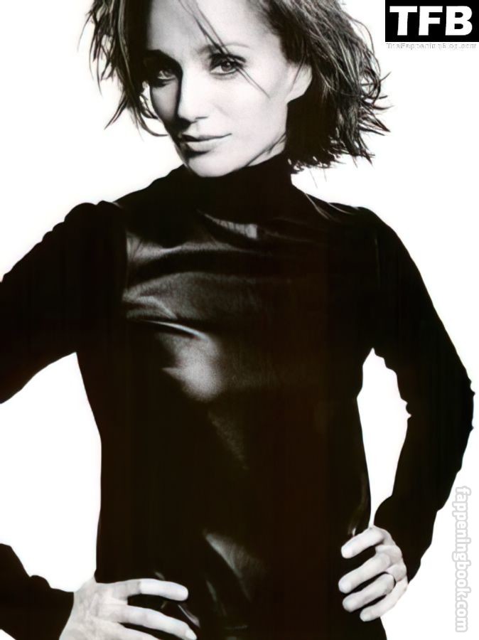 Kristin Scott Thomas Onlyfans Nude Leaked Photos photo leak 2 of 50