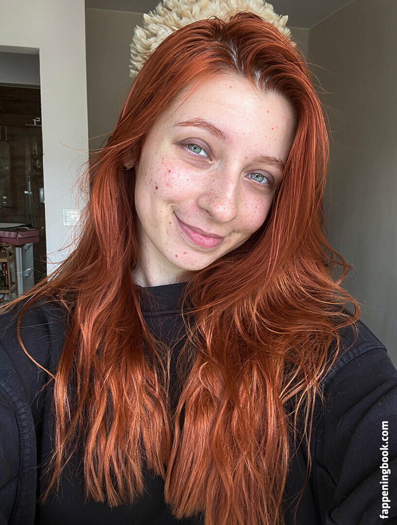 Nieuczesana Onlyfans Nude Leaked Photos photo leak 10 of 47