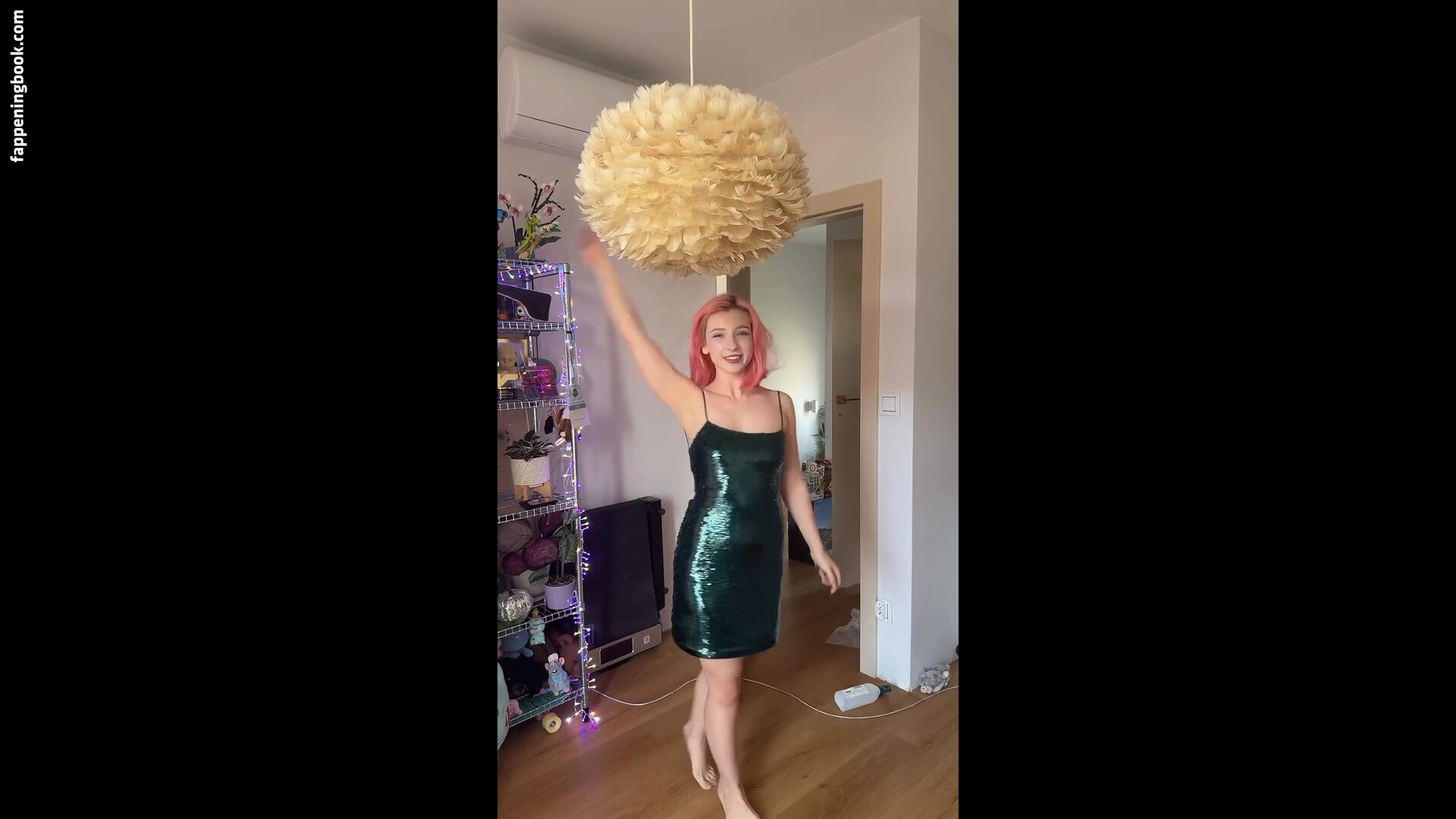Nieuczesana Onlyfans Nude Leaked Photos photo leak 42 of 47