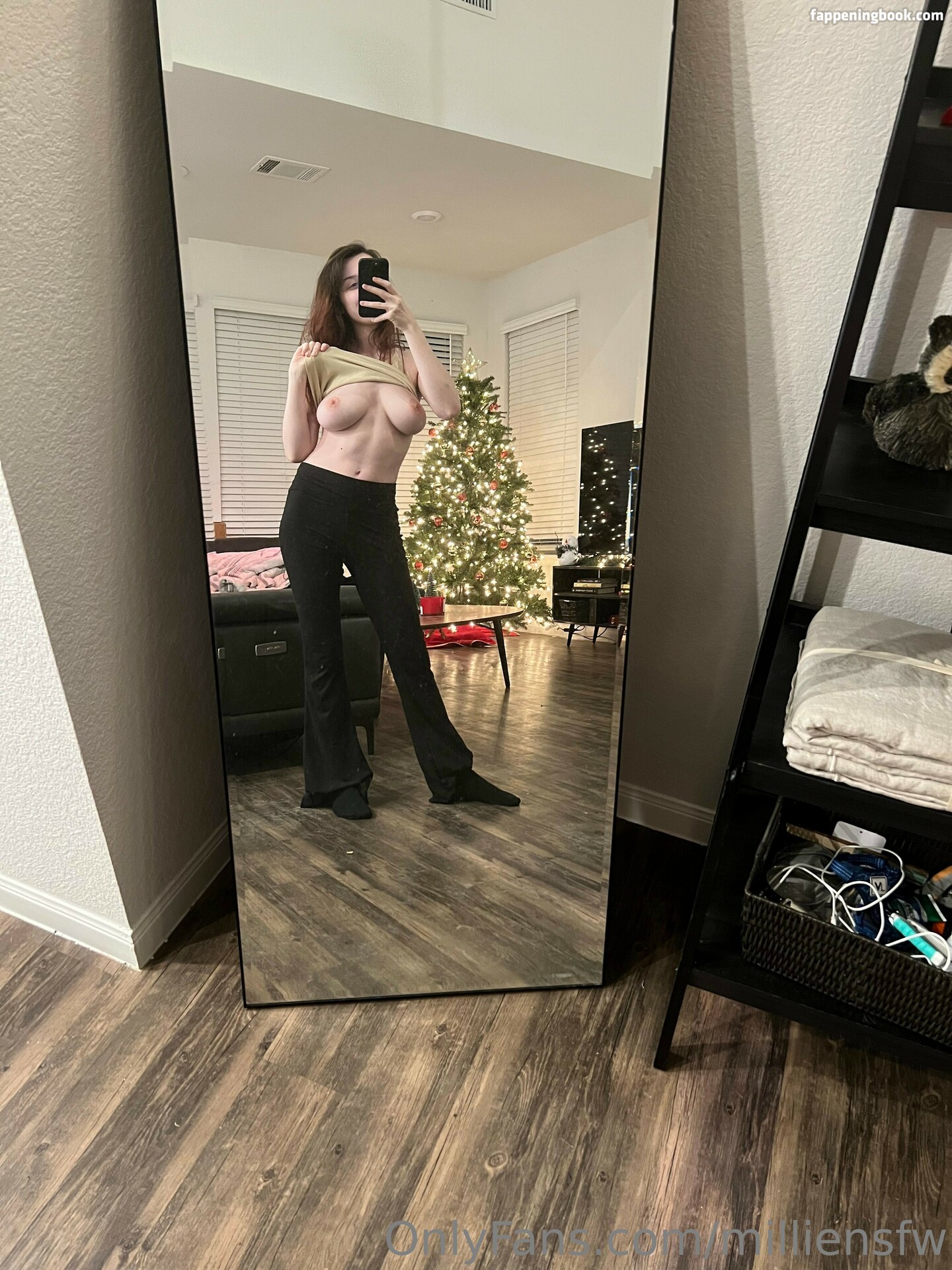 EmiliaNSFW Onlyfans Nude Leaked Photos photo leak 26 of 32