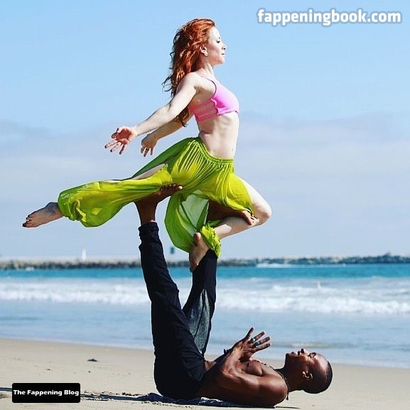 Amy Davidson Onlyfans Nude Leaked Photos photo leak 4 of 28