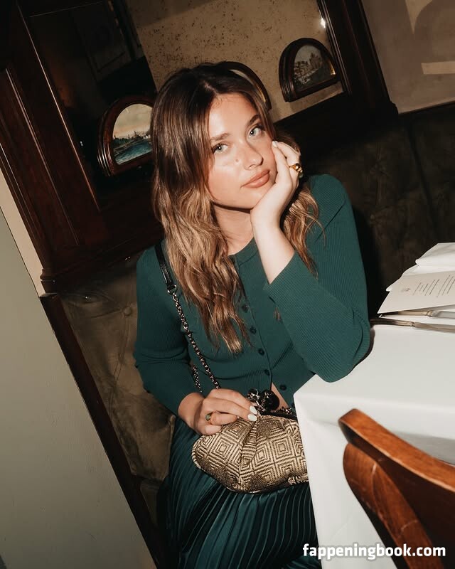 Nicole Wallace Onlyfans Nude Leaked Photos photo leak 7 of 49