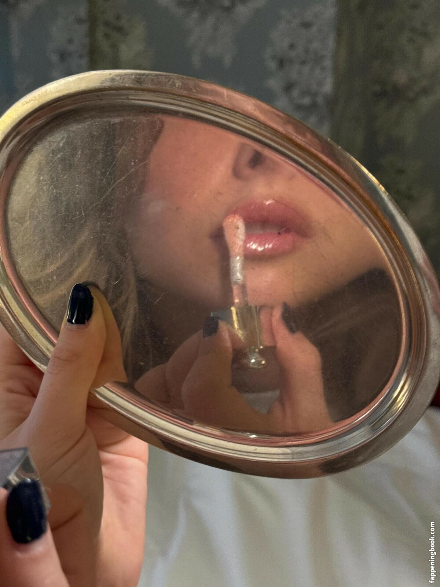 Nicole Wallace Onlyfans Nude Leaked Photos photo leak 35 of 49