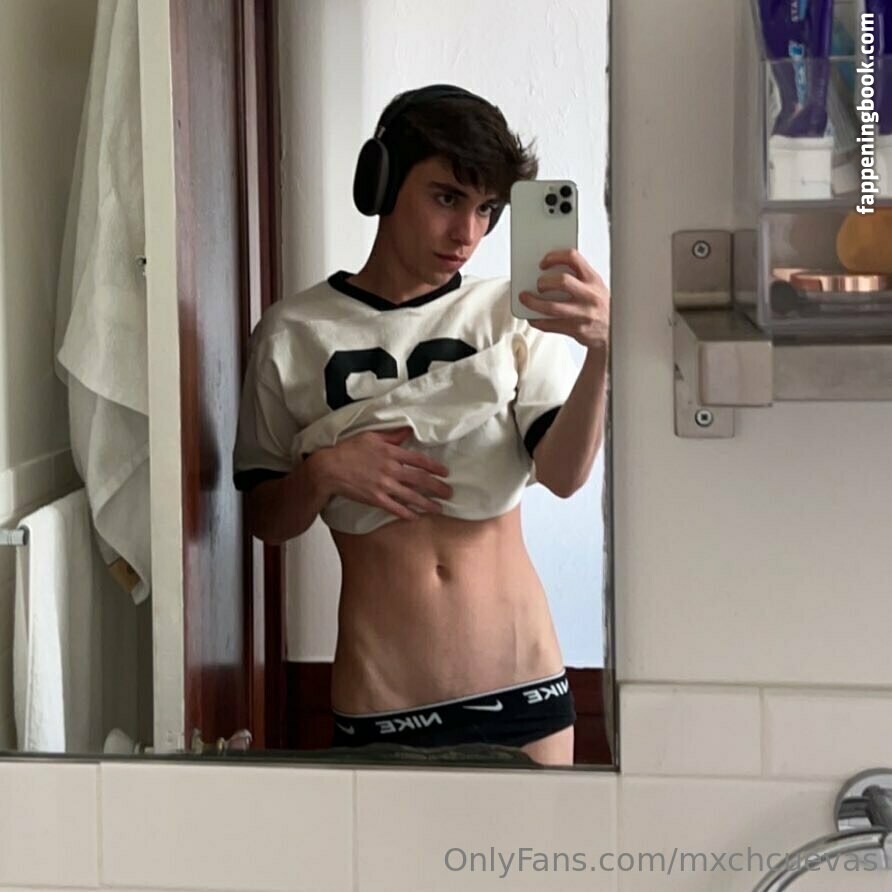 mxchcuevas Onlyfans Nude Leaked Photos photo leak 30 of 32