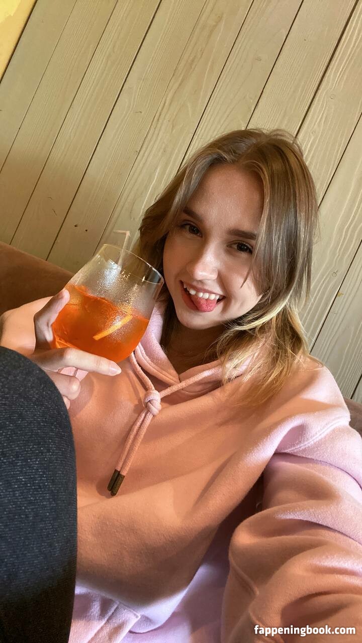 DollHole / GrabFuck Onlyfans Nude Leaked Photos photo leak 15 of 50