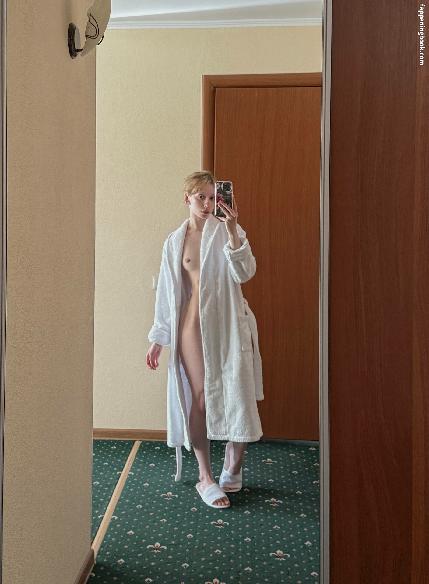 Zira_merz Onlyfans Nude Leaked Photos photo leak 22 of 49