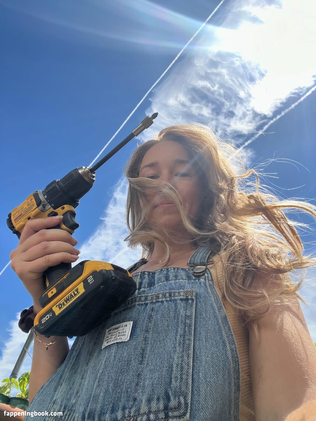 Holly Taylor Onlyfans Nude Leaked Photos photo leak 5 of 45