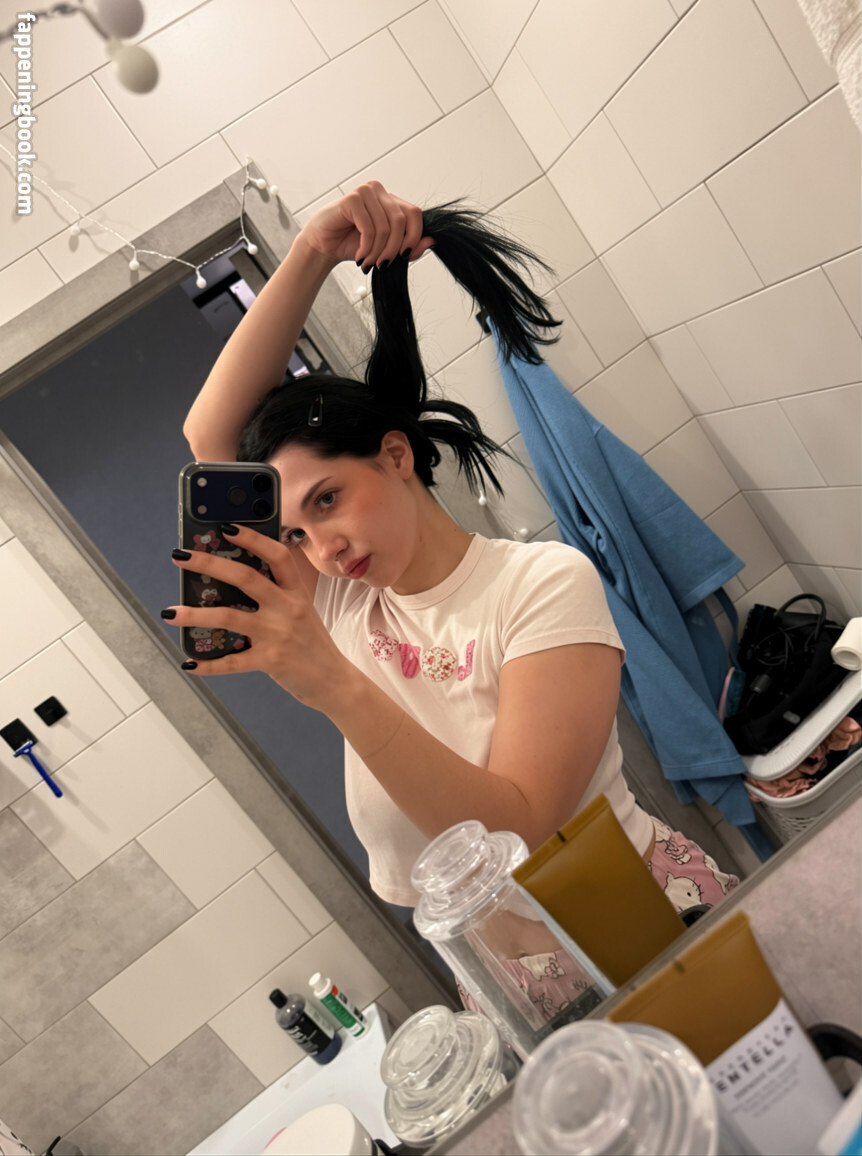 Kiko Baka Onlyfans Nude Leaked Photos photo leak 4 of 46