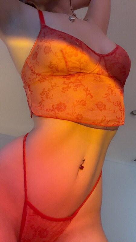 Nikkiistar / nsfwnikki / nikkinatural OnlyFans Nude Leaks photo leak 19 of 30