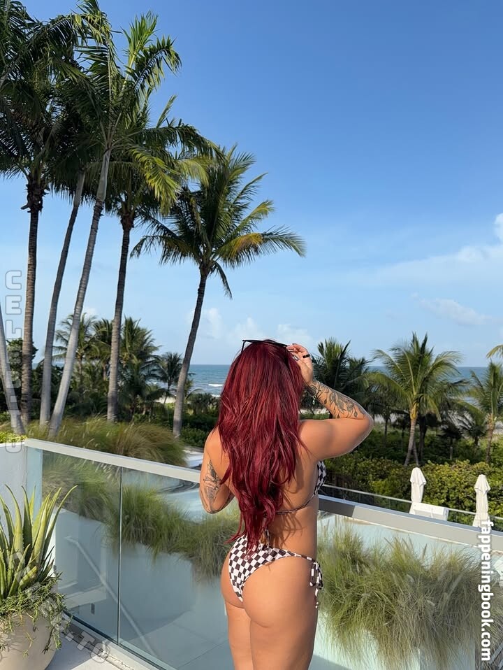 Sophia Thiel Onlyfans Nude Leaked Photos photo leak 1 of 49