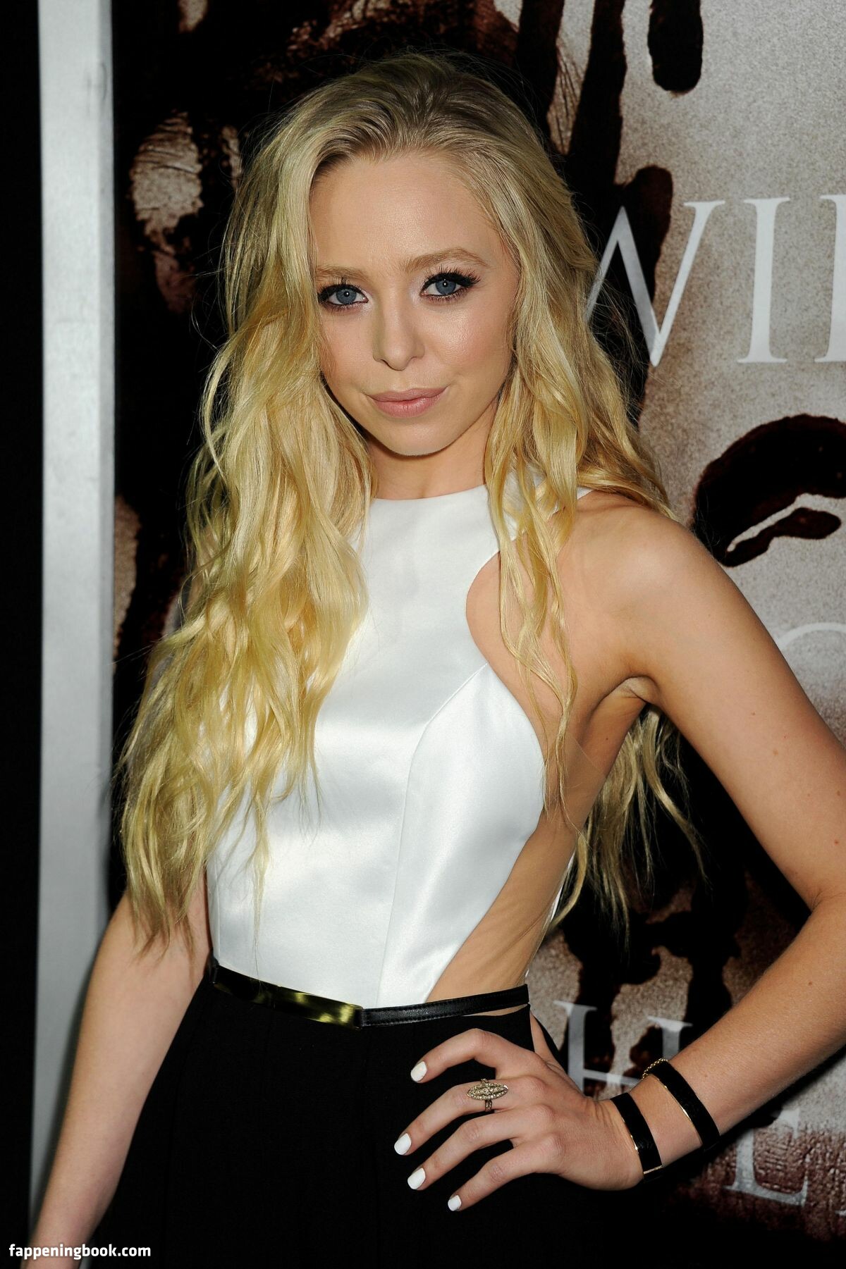 Portia Doubleday Onlyfans Nude Leaked Photos photo leak 5 of 48
