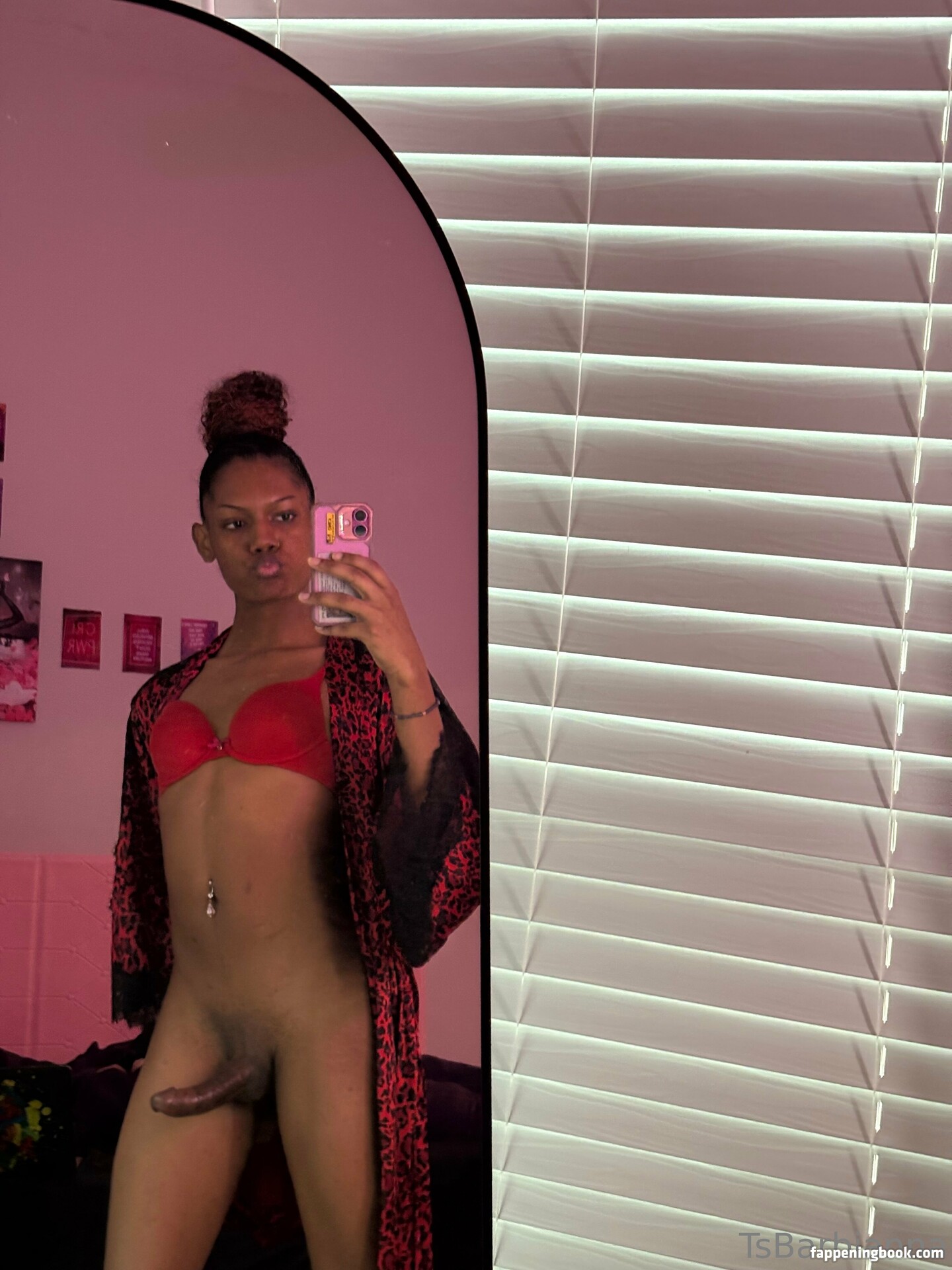 explicitlyarmani Onlyfans Nude Leaked Photos photo leak 22 of 26