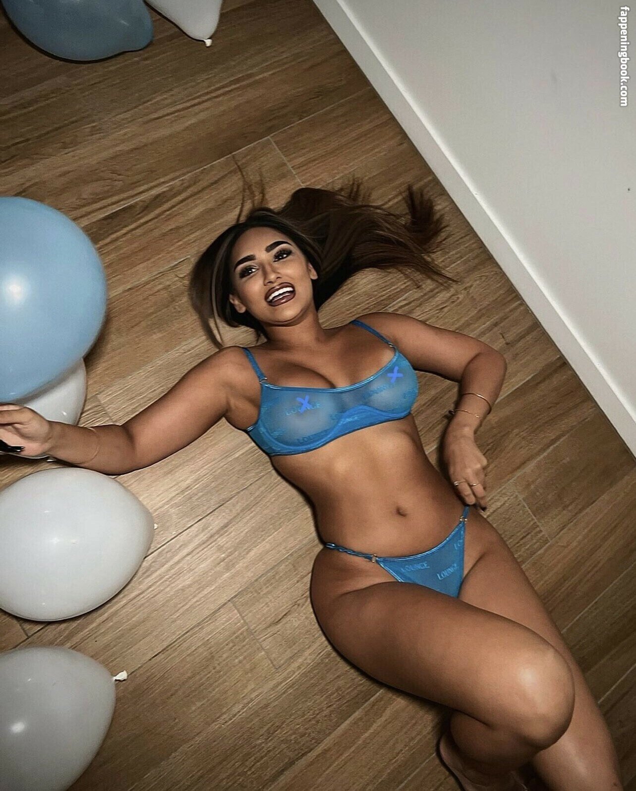 simmykk Onlyfans Nude Leaked Photos photo leak 6 of 22 simmykk Onlyfans Nude Leaked Photos photo leak 6 of 22