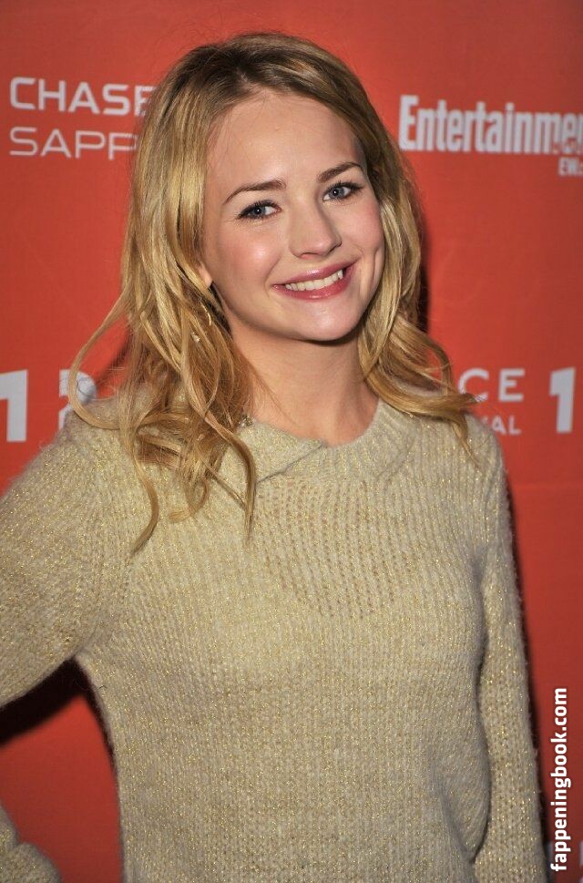 Britt Robertson Onlyfans Nude Leaked Photos photo leak 12 of 50