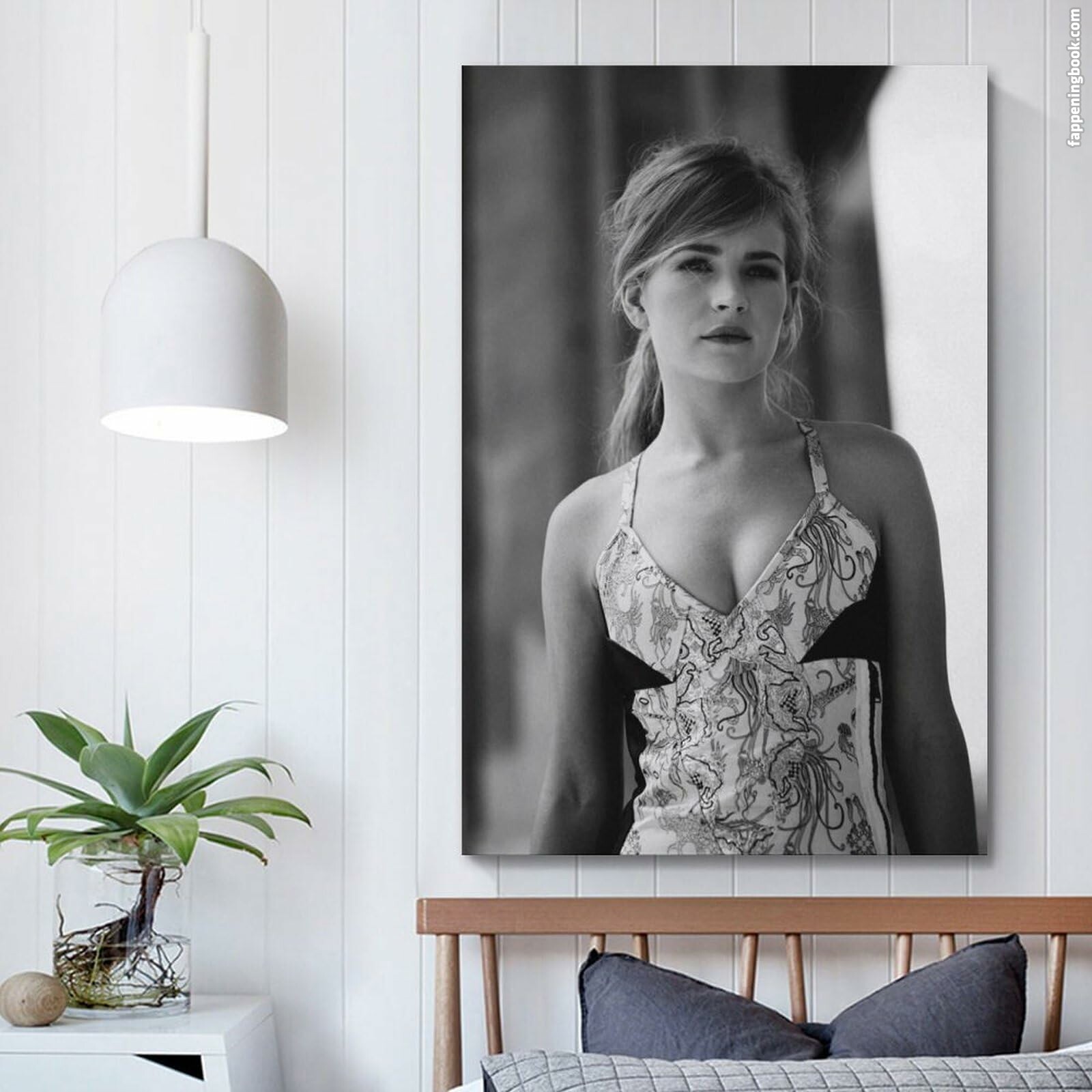 Britt Robertson Onlyfans Nude Leaked Photos photo leak 23 of 50