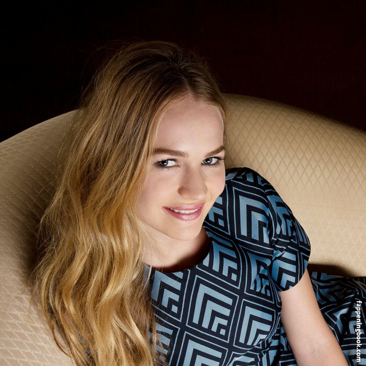 Britt Robertson Onlyfans Nude Leaked Photos photo leak 25 of 50
