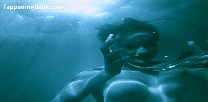 Chulpan Khamatova Onlyfans Nude Leaked Photos photo leak 13 of 39