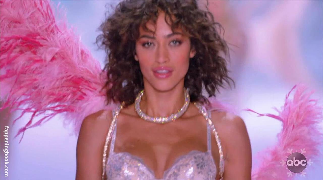 Alanna Arrington Onlyfans Nude Leaked Photos photo leak 8 of 50