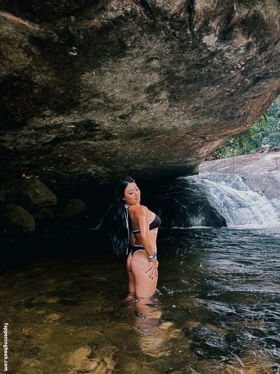 Ariel Saori Onlyfans Nude Leaked Photos photo leak 9 of 49