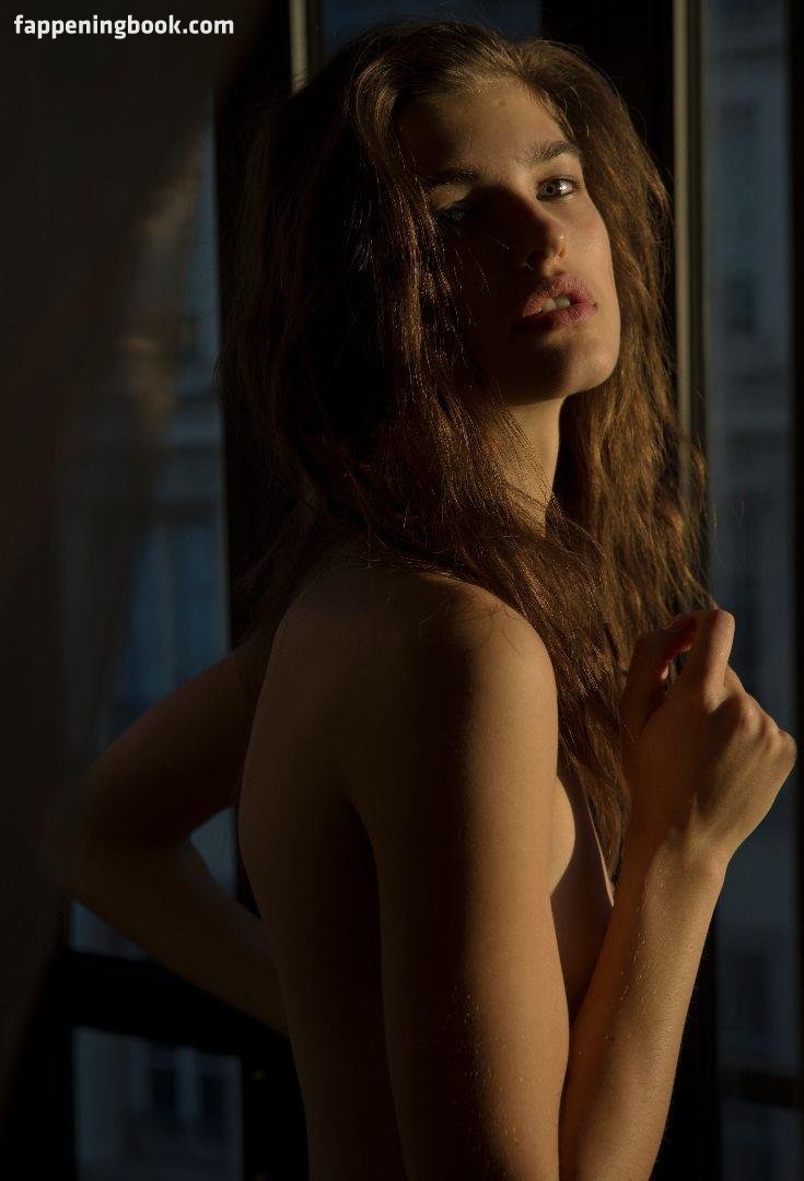 Julia Van Os Onlyfans Nude Leaked Photos photo leak 4 of 13 Julia Van Os Onlyfans Nude Leaked Photos photo leak 4 of 13