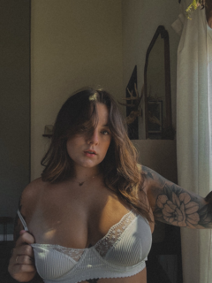 goldenhourgal - lilgoldenhourgal - gabiii_carter OnlyFans Nude Leaks photo leak 82 of 84