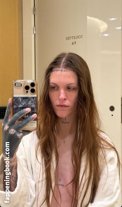 Ethel Cain Onlyfans Nude Leaked Photos photo leak 10 of 50