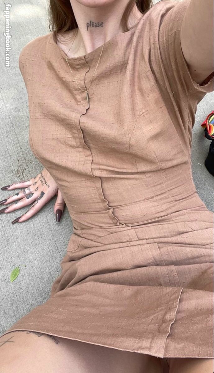 Ethel Cain Onlyfans Nude Leaked Photos photo leak 35 of 50