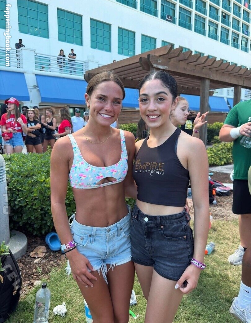 Delaney Porazinski Onlyfans Nude Leaked Photos photo leak 21 of 42