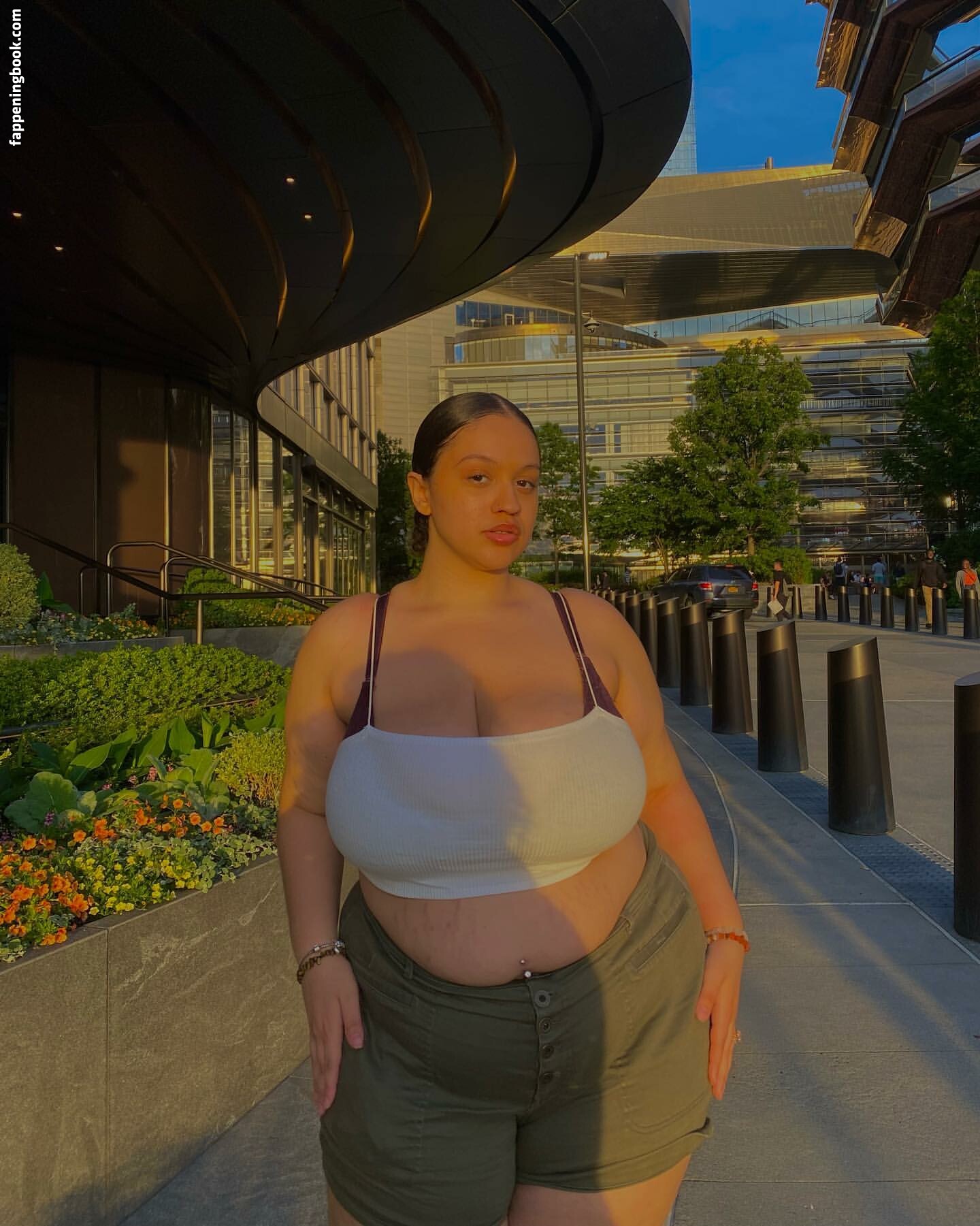 sincerelyitsjulie Onlyfans Nude Leaked Photos photo leak 12 of 40