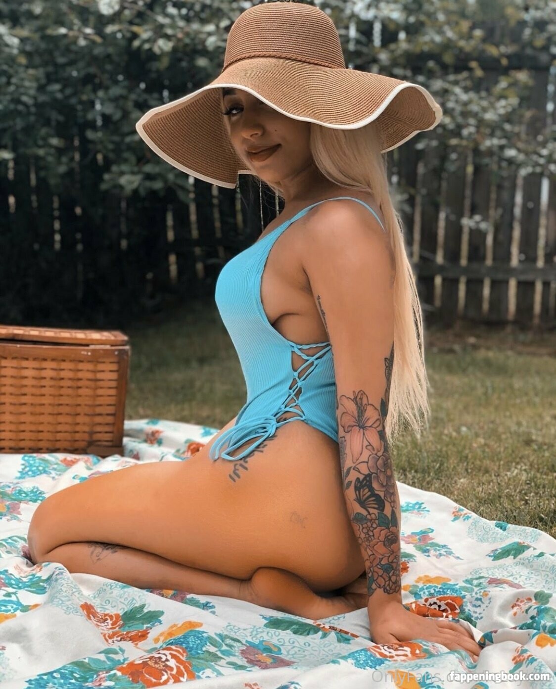 rozaybae Onlyfans Nude Leaked Photos photo leak 21 of 28